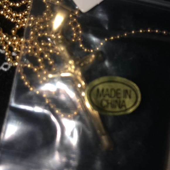 🃏NWT•BlackJack•Crucifix Necklace•Sacrifice&love🃏 - Picture 4 of 7